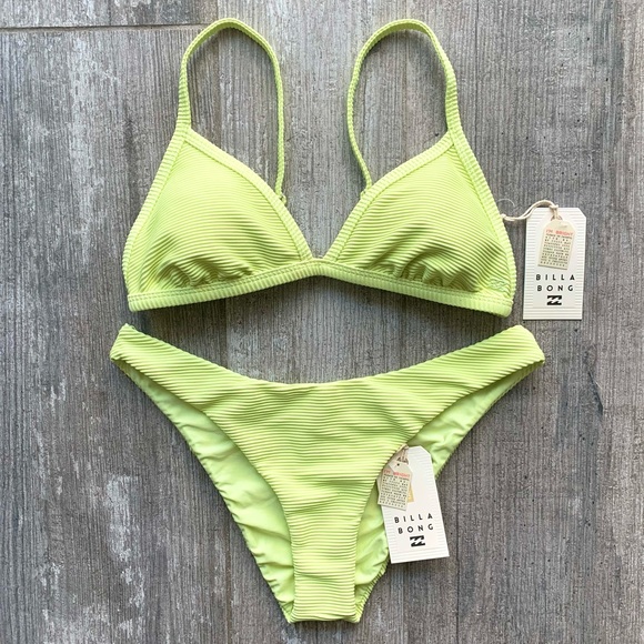 🔥🔥BILLABONG - TANLINES TRIANGLE HIKE SET🔥🔥 - Picture 3 of 10